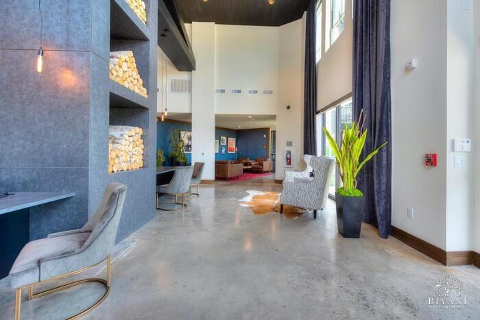 1330 Park West Green Dr #B4 - Photo 4 of 27