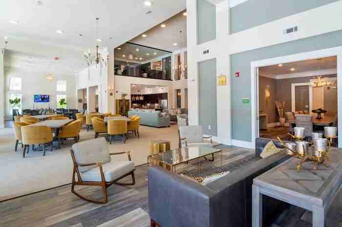 2302 Ladbrook Dr #B1 - Photo 3 of 8