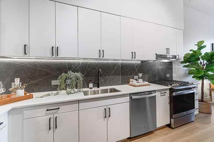 2404 Navigation Blvd #D1 - Photo 7 of 10