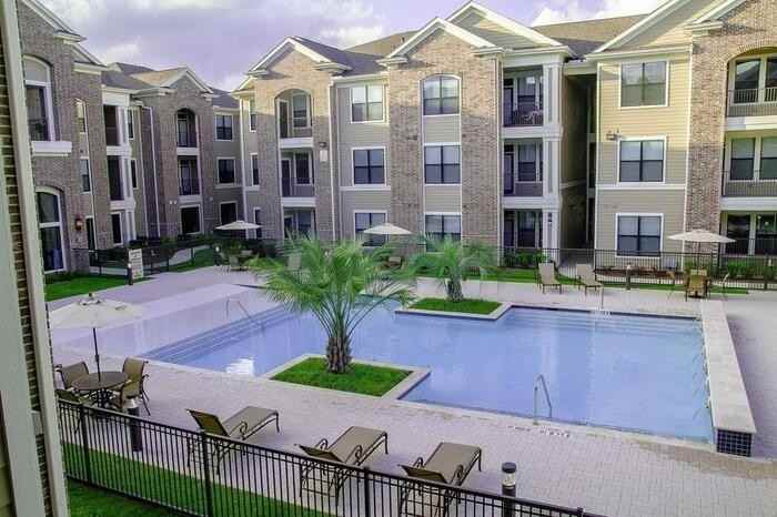 18021 Eagle Springs Pkwy #C8 - Photo 3 of 36