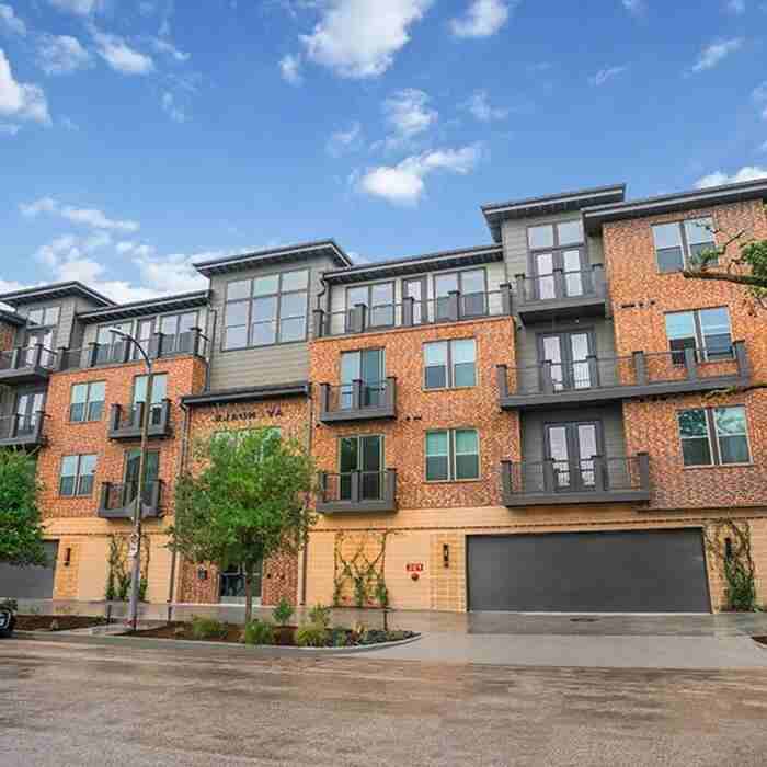 214 Avondale St #B4 - Photo 4 of 29