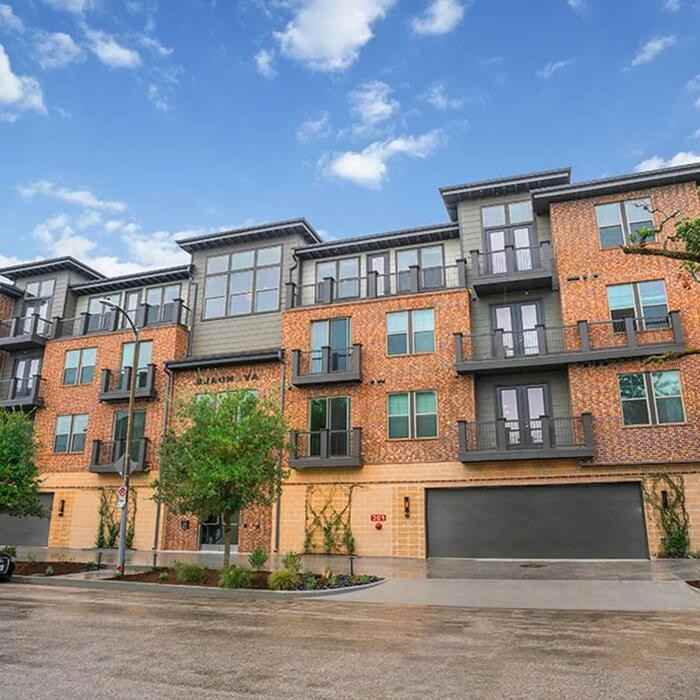 214 Avondale St #B9 - Photo 4 of 29