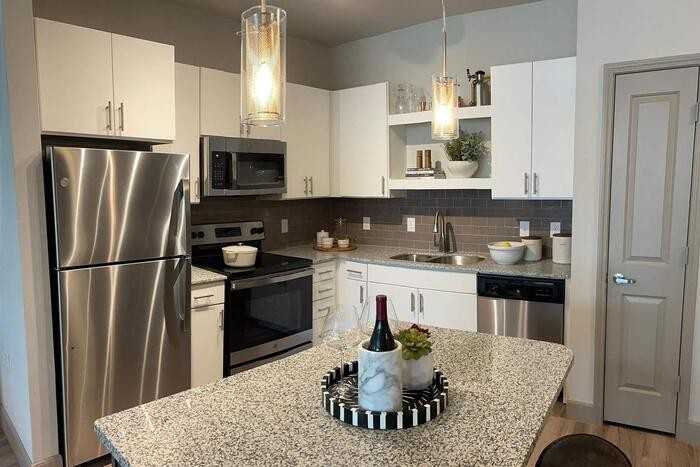 7515 Spring Stuebner Rd #C1 - Photo 3 of 8