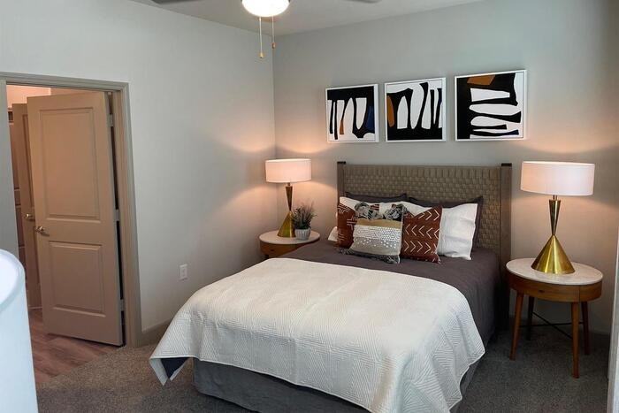 7515 Spring Stuebner Rd #B2 - Photo 5 of 9