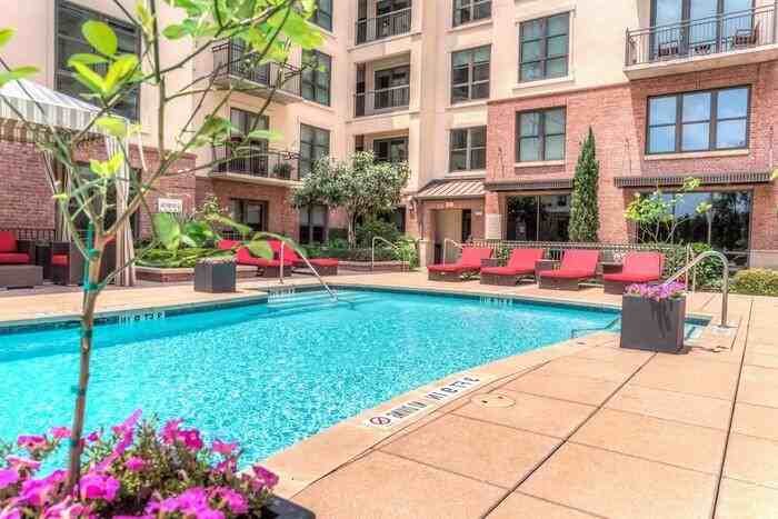 2929 Westheimer Rd #C9 - Photo 2 of 46