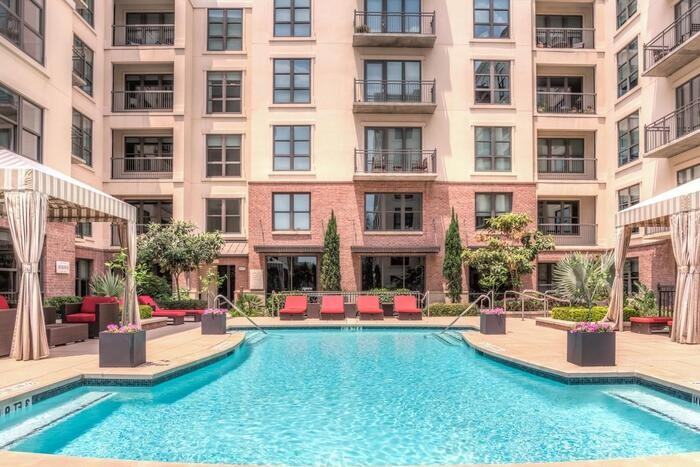 2929 Westheimer Rd #C9 - Photo 3 of 46