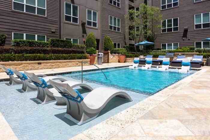 1340 W Gray St #C1 - Photo 5 of 34