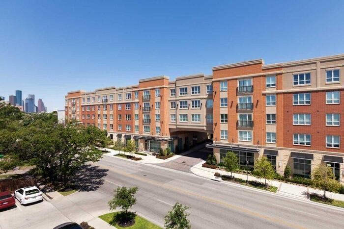 1340 W Gray St #B8 - Photo 2 of 41