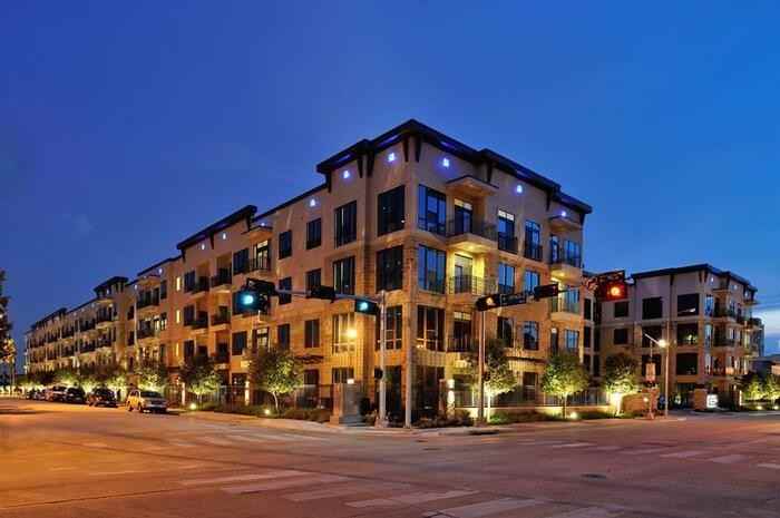 1616 W Dallas St #B9 - Photo 3 of 25