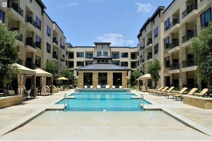 1616 W Dallas St #B9 - Photo 5 of 25