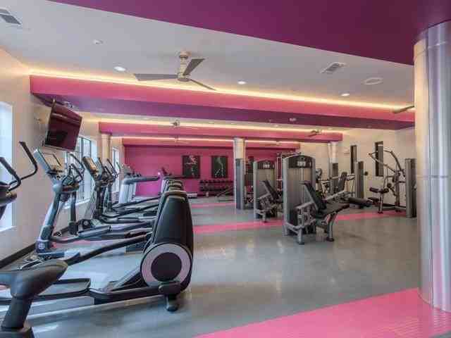 225 S Heights Blvd #C3 - Photo 5 of 14