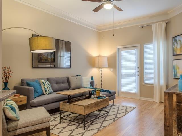 225 S Heights Blvd #B1 - Photo 6 of 12