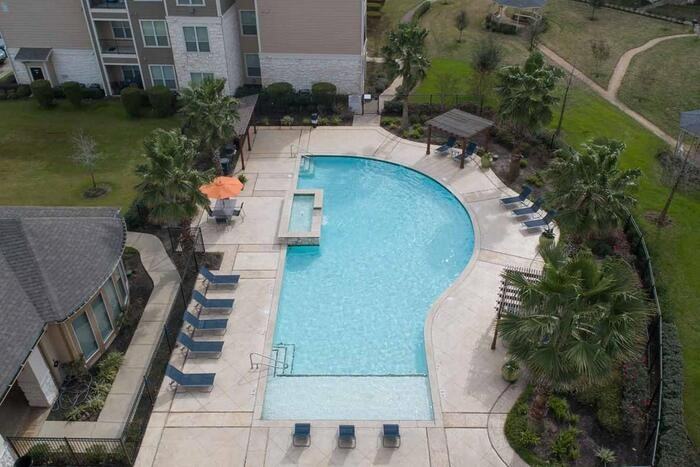 15330 Liberty River Dr #B1 - Photo 7 of 39