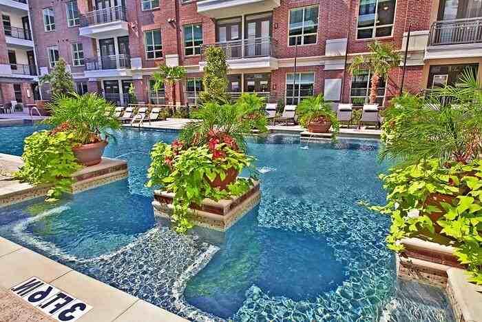 100 Detering St #C4 - Photo 4 of 26