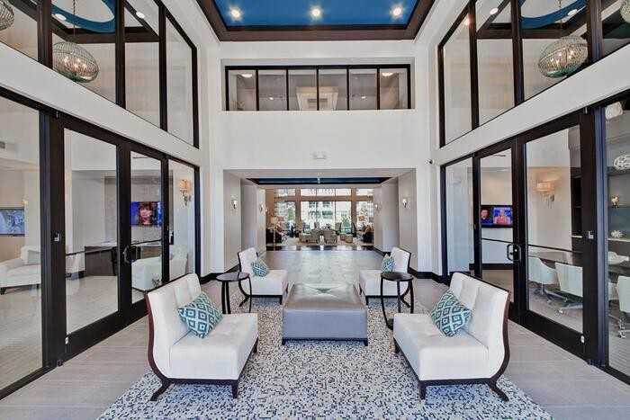 100 Detering St #B9 - Photo 7 of 31