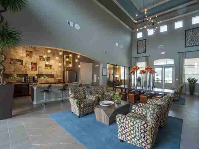 14807 Woodland Hills Dr #C4 - Photo 3 of 15