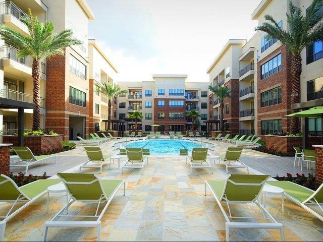 1301 Richmond Ave #C2 - Photo 5 of 32