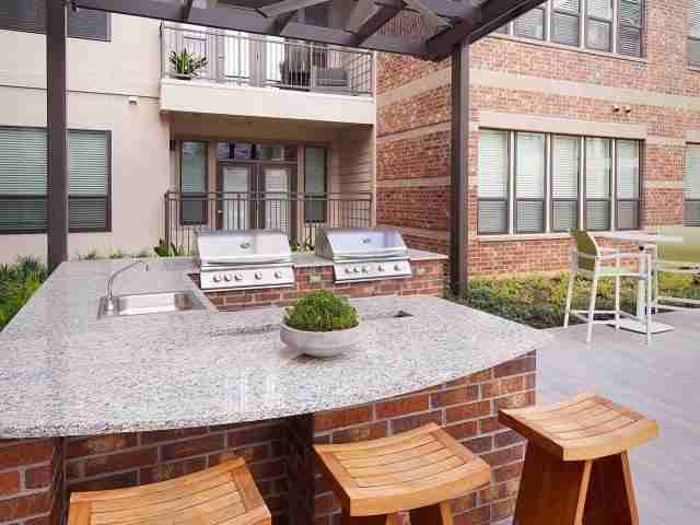 1301 Richmond Ave #B3 - Photo 7 of 33