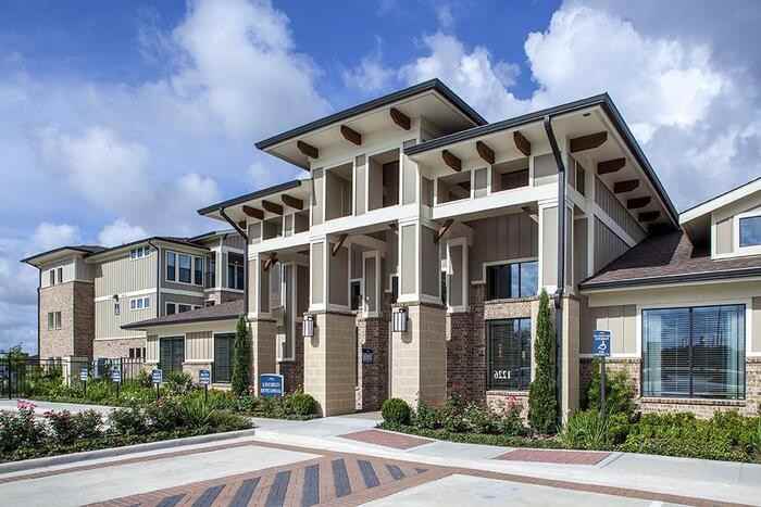 1226 W Grand Pkwy S #B1 - Photo 2 of 20