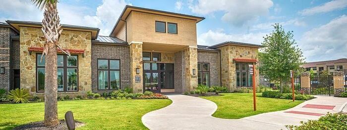 2400 Business Center Dr #B3 - Photo 2 of 15