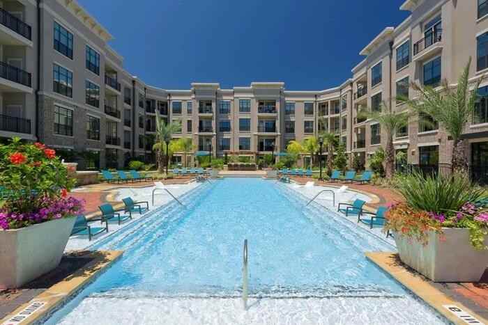 13710 Park Row Dr #B5 - Photo 4 of 24