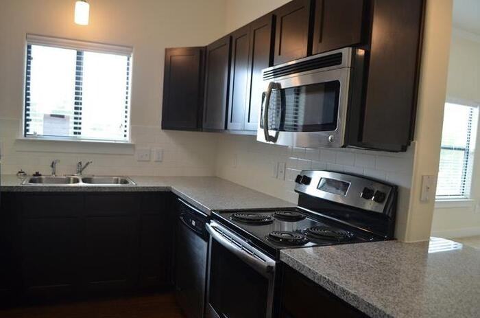 15455 Canterbury Forest Dr #C3 - Photo 6 of 8