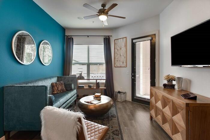 7600 Kirby Dr #B4 - Photo 6 of 17