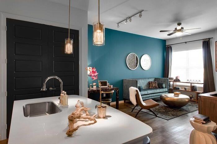 7600 Kirby Dr #B4 - Photo 7 of 17