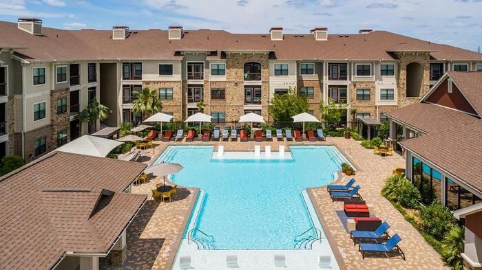 18021 Kingsland Blvd #B3 - Photo 4 of 32