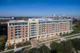 1699 Hermann Dr #C2 - Photo 1 of 1