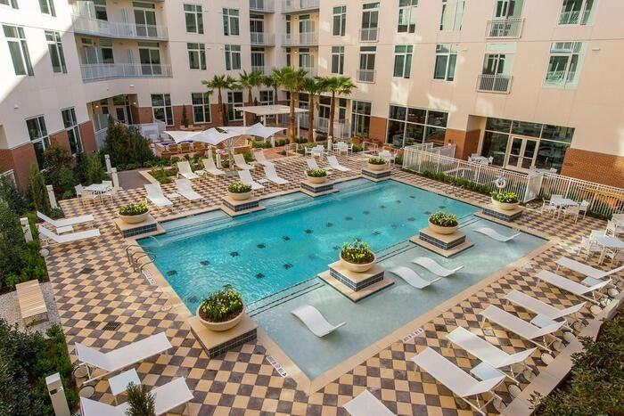 1699 Hermann Dr #C5 - Photo 5 of 35