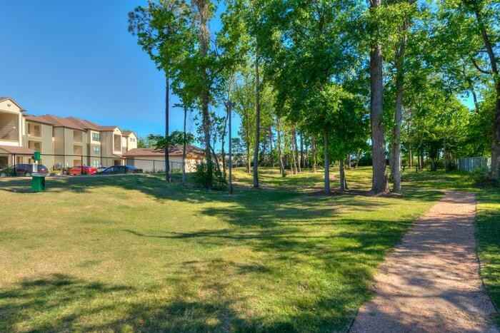 21021 Aldine Westfield Rd #B1 - Photo 4 of 31