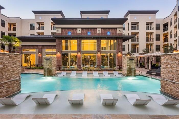 2626 Fountain View Dr #B3 - Photo 7 of 47