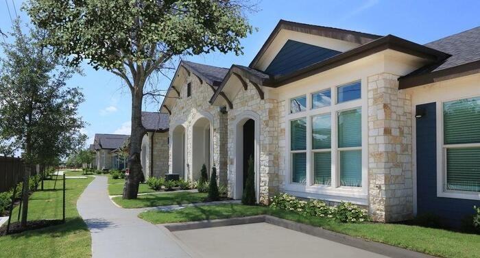 2300 Repsdorph Rd #C7 - Photo 2 of 27