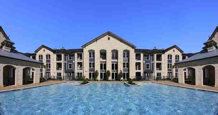 2300 Repsdorph Rd #B7 - Photo 6 of 27