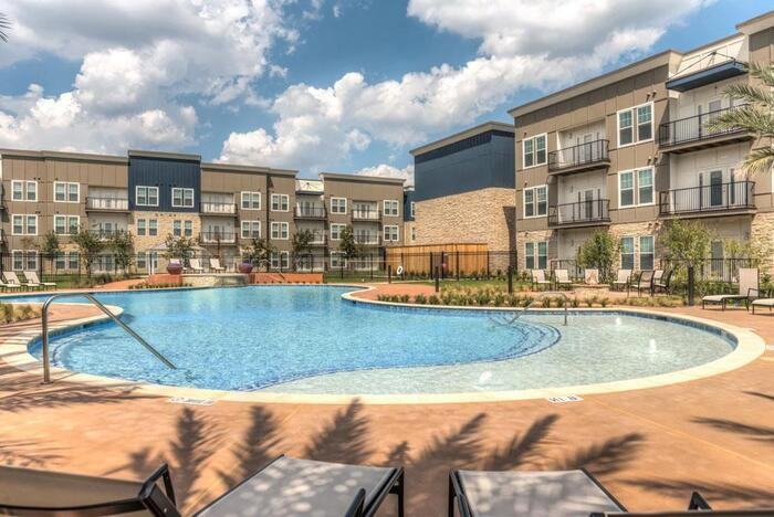 19400 W Bellfort St #D1 - Photo 6 of 16