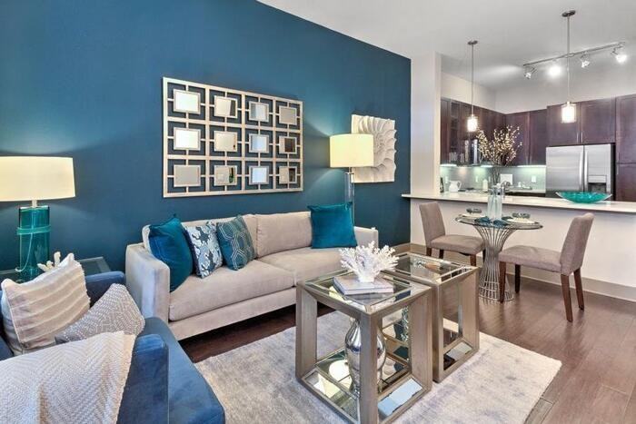 2424 Capitol St #B4 - Photo 7 of 15