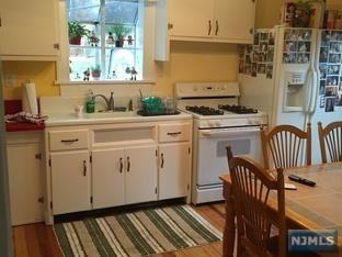 416 Lake Rd - Photo 2 of 9