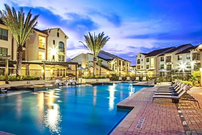 7447 Eastpoint Blvd #B4 - Photo 3 of 32