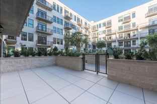 1825 San Jacinto St #B5 - Photo 1 of 1