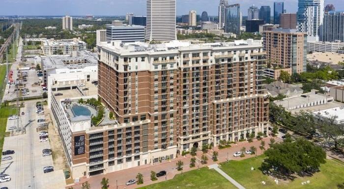 2311 Mid Ln #C7 - Photo 3 of 50