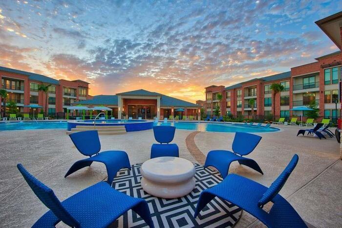 1502 Partnership Way #B4 - Photo 4 of 31