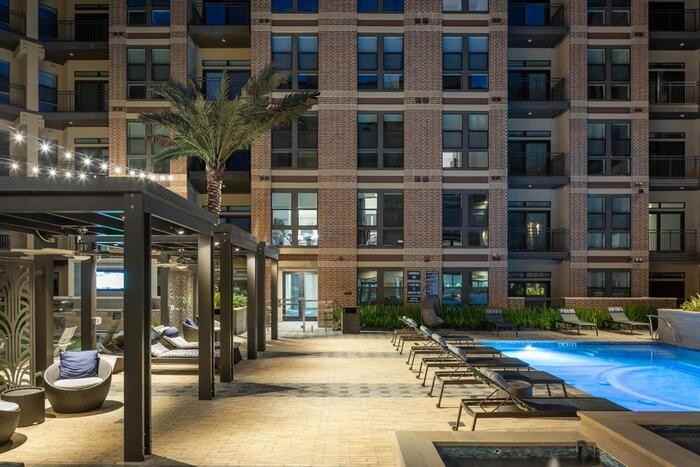 515 W 20th St #B3 - Photo 5 of 42