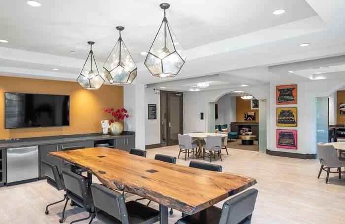 515 W 20th St #A1 - Photo 7 of 39