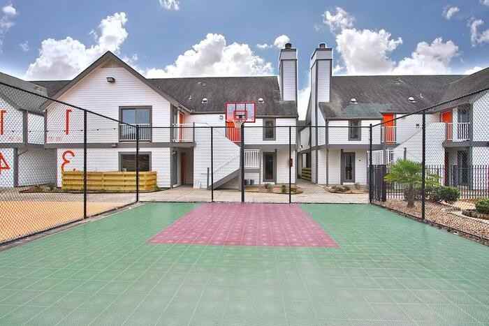 7710 Main St #B1 - Photo 5 of 18