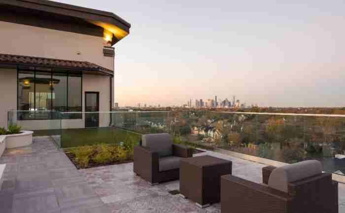 1414 N Shepherd Dr #C1 - Photo 5 of 26