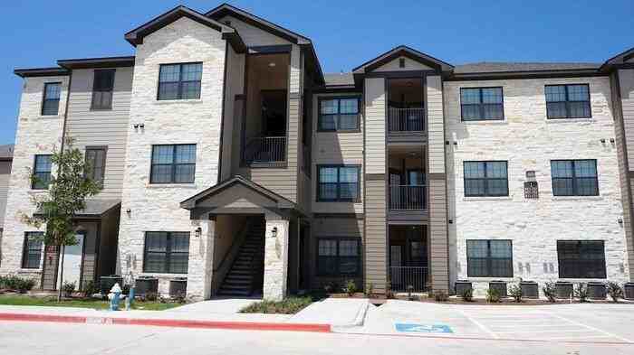 9387 Fm 1960 Bypass Rd W #B1