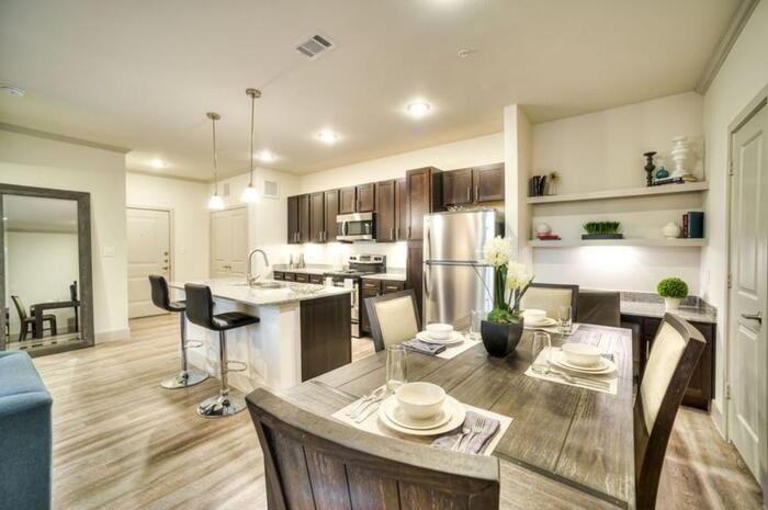 2308 Bingle Rd #B1 - Photo 6 of 12