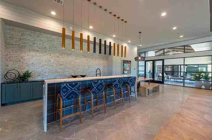 15500 Middlebrook Dr #D2 - Photo 3 of 30