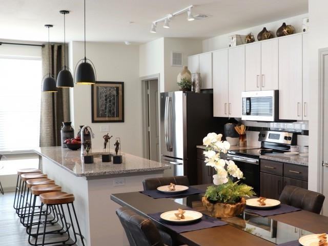 1900 Kilgore Pkwy #C1 - Photo 4 of 9